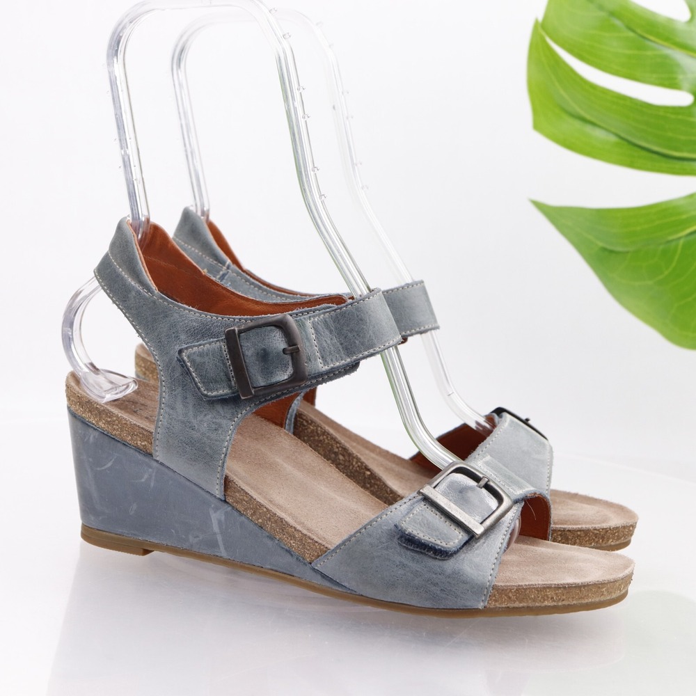 Taos Womens Buckle-Up Sandal Shoe Size 9 Blue Leather Strappy Cork Wedge Comfort